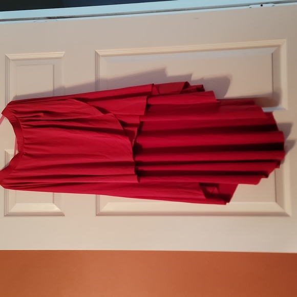 Natalie Adult Hi-Lo Pull-On Skirt size small color red - Picture 2 of 6